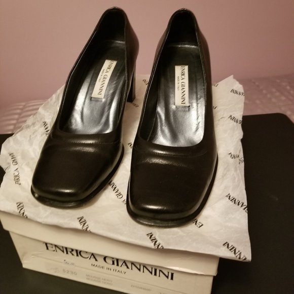 High heels - Picture 1 of 6